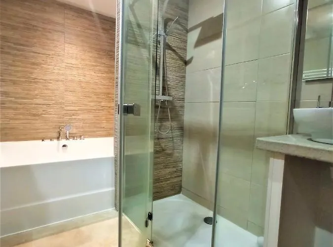 Entiere Bellevue - Balneo - Piscine - Clim *